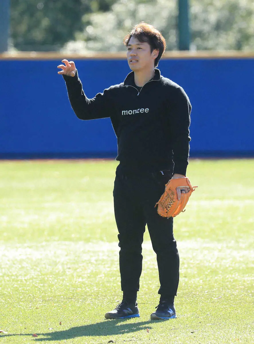 【画像・写真】ヤクルト・小川　3年連続7度目の開幕投手は「選んでいただけるように頑張る」母校・創価大で自主トレ公開