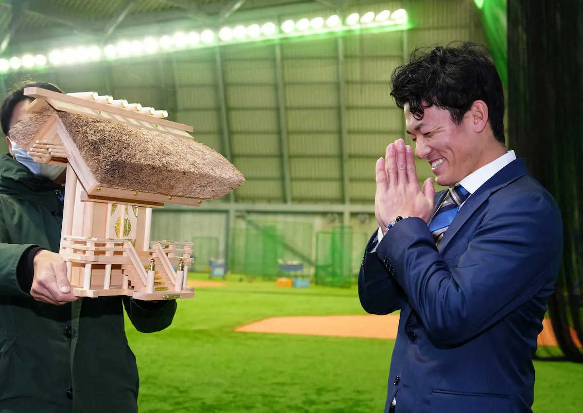 【画像・写真】DeNAドラ3・林、異例の神棚持参入寮　「毎日祈ります」伊勢神宮のご利益あやかり活躍誓う