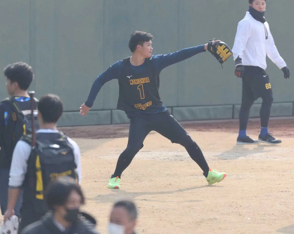 【画像・写真】阪神・岡田監督がドラ1森下に期待「1年目からポジションを…」高卒新人は「2軍スタートになると思う」