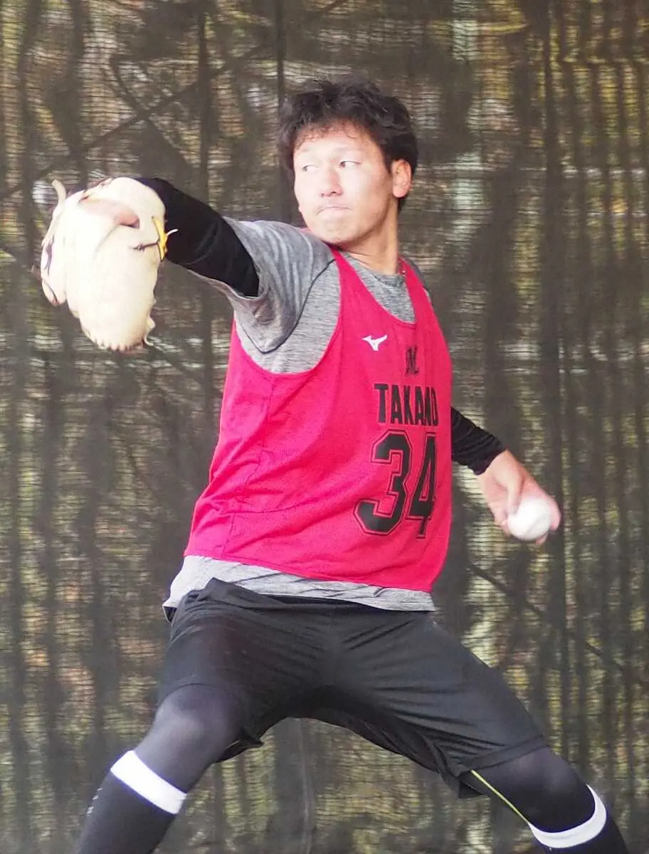 【画像・写真】ロッテ　ドラ4高野が初ブルペン入り　吉井監督の背番号と同じ21球は偶然も「縁があるかも」