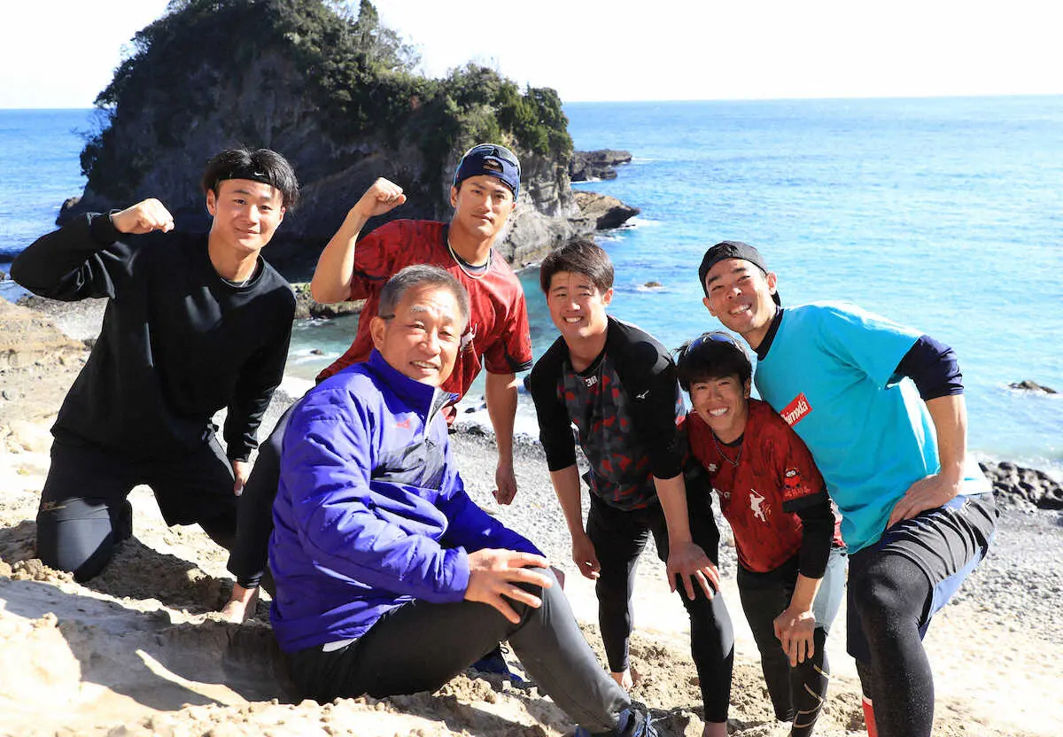 【画像・写真】辻氏、日本ハム・五十幡の飛躍「楽しみ」　次代のスピードスター候補に精力的指導