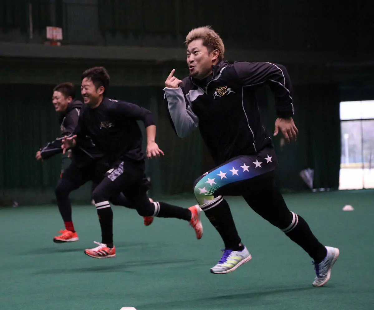 【画像・写真】ソフトB元守護神・森　開幕投手やりたい!　今季から先発転向で“本気”「一度は経験してみたい」