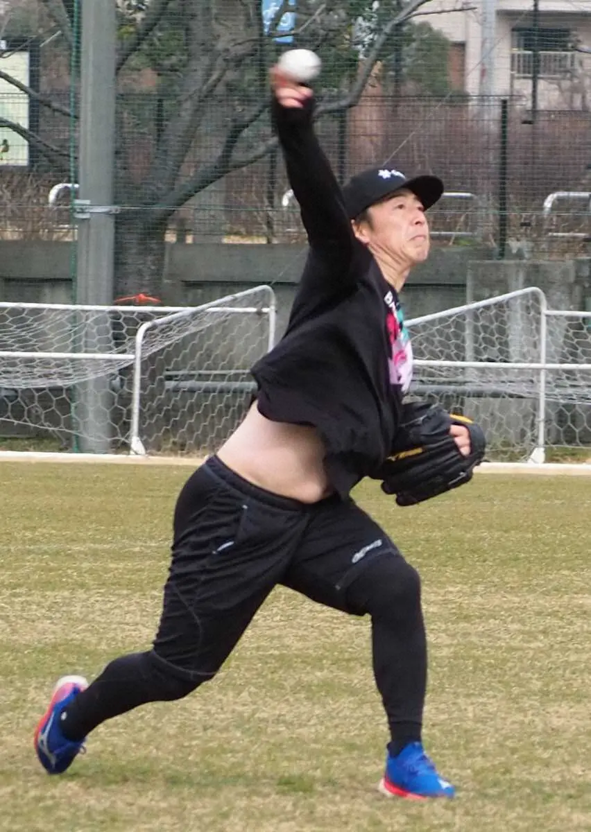 【画像・写真】ロッテ美馬が自主トレ公開　2年連続2桁勝利期待も「数字は言わない」