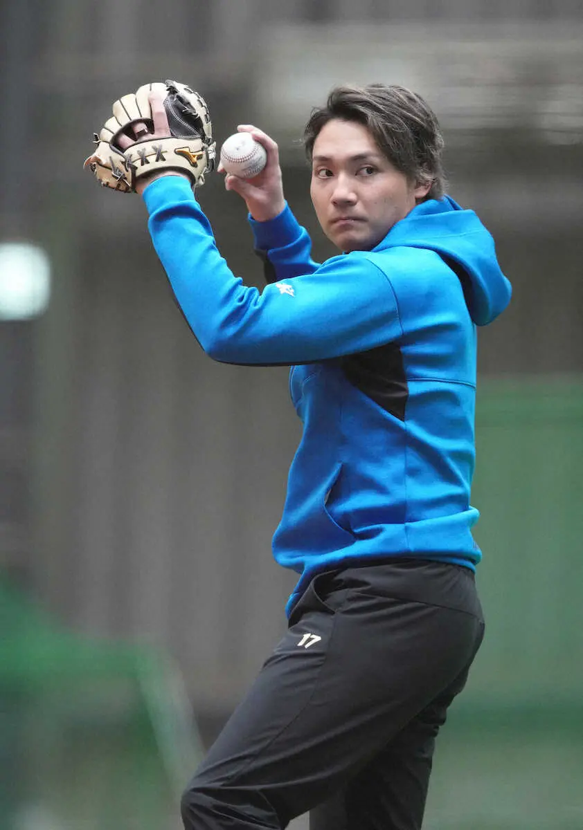 【画像・写真】日本ハム・伊藤、WBC球OK！　ダルと自主トレで進化「どの言葉も凄く新鮮だった」　追いロジンは封印へ