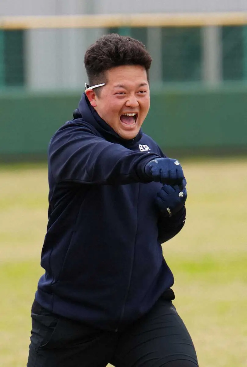 【画像・写真】DeNA、大和、牧が自主トレで今年もキックボクシングトレ公開