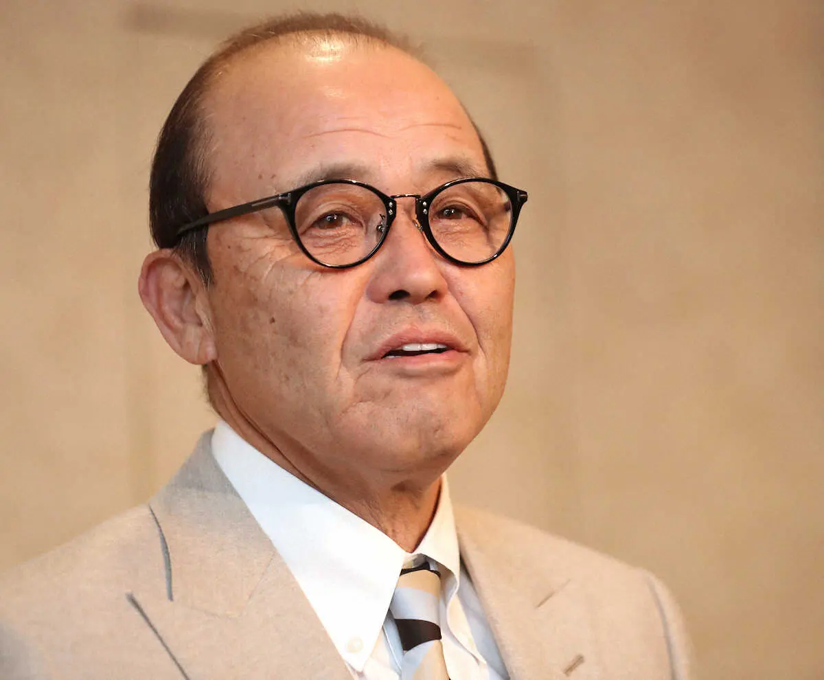 【画像・写真】阪神キャンプ1軍メンバーを決めた岡田監督「2軍視察は？隠れて行く」と極秘視察を予告
