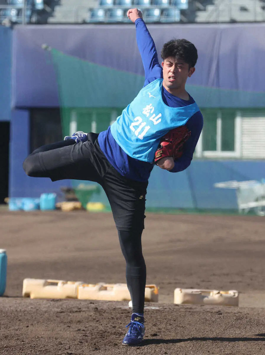 【画像・写真】中日育成1位・松山　山口高志を連想させる豪快投球フォーム披露「江川卓さんにも似ている」