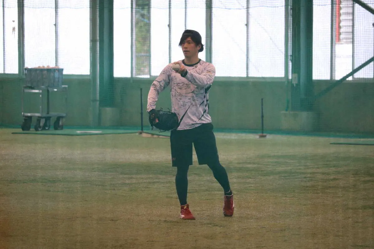 【画像・写真】広島・黒原　再起誓う2年目「内角を使わないと抑えられない」左肩の不安解消し1軍復帰目指す!