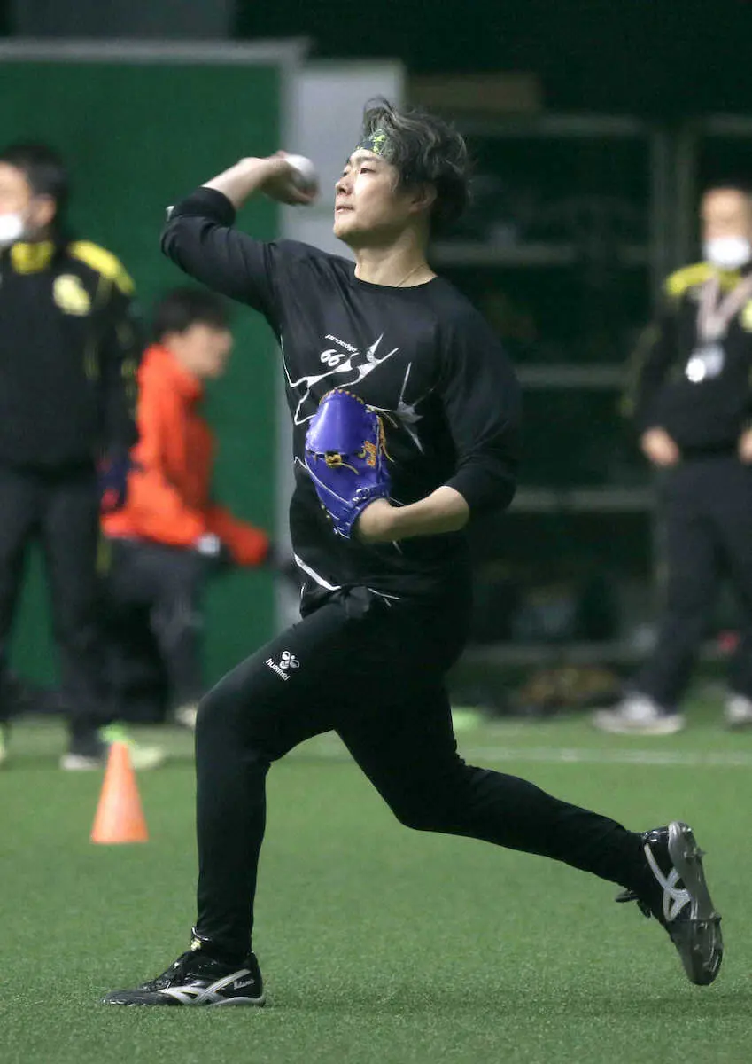 【画像・写真】ソフトB・松本裕　50試合登板へ山岡に学んだ鋼のメンタルでシーズンフル回転誓う