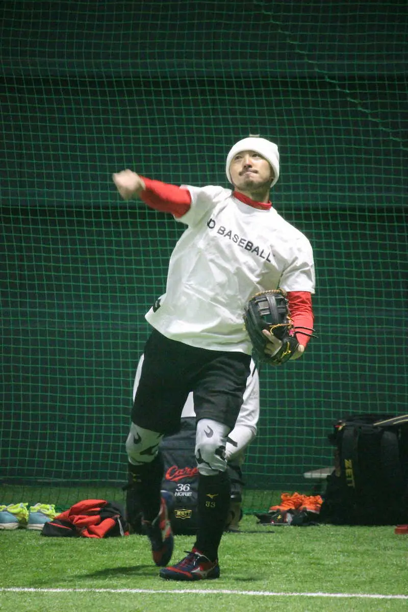 【画像・写真】広島・菊池　今季キャンプも“名手塾”開講　「特守は入れる限り毎日でも入ろうと思っている」