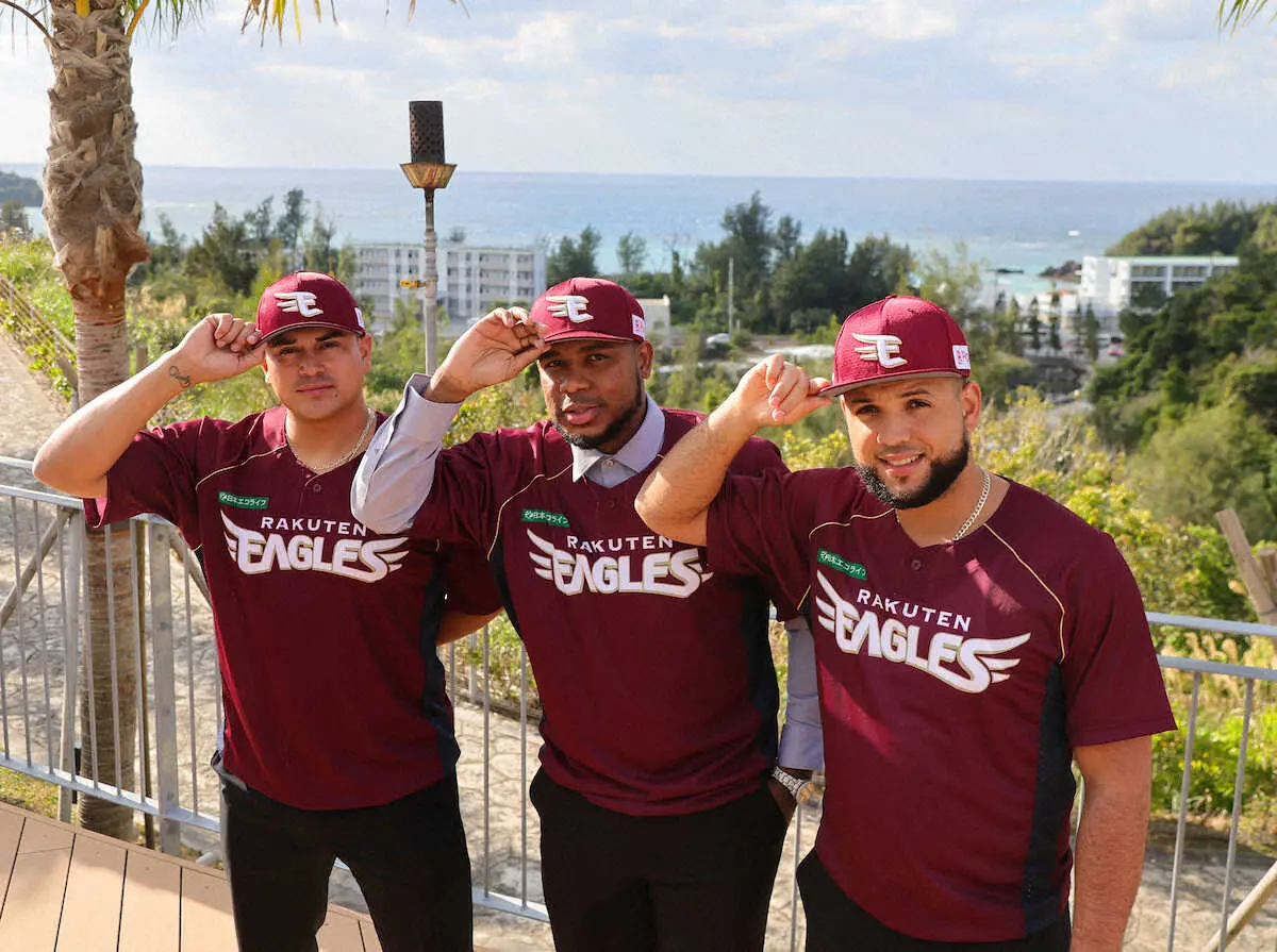 【画像・写真】楽天の新助っ人3人が入団会見　メジャー130発の大砲・フランコは「準備はできているよ」