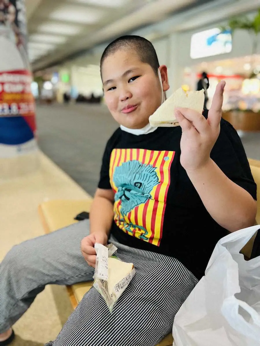 【画像・写真】DeNA　沖縄出身の13歳天才アーティスト「ミラクルくん」とコラボ
