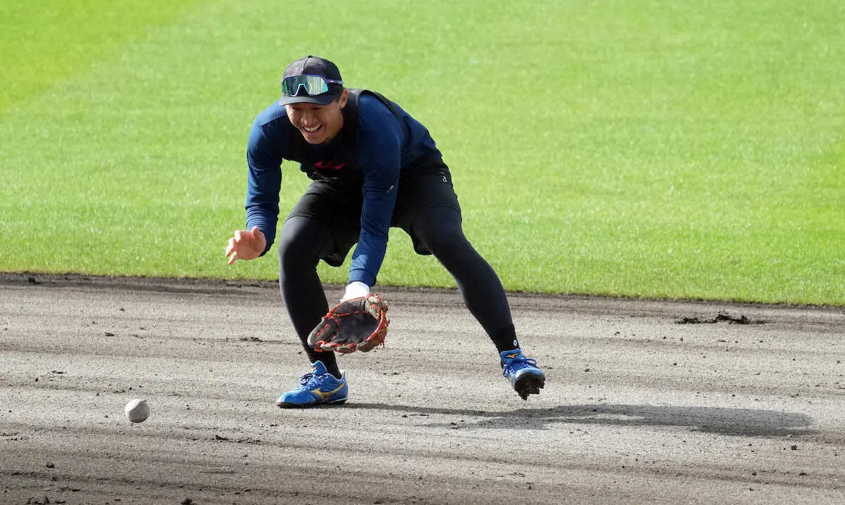 【画像・写真】日本ハムのドラフト3位・加藤豪が右手人さし指骨折　新庄監督「本人が一番悔しいんじゃないか」