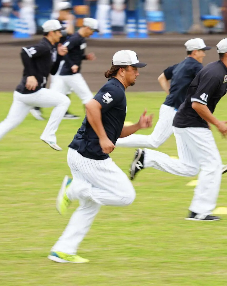 【画像・写真】キャンプ合流のロッテ・沢村“自分流”貫く　午前6時半に施設に入り個人練習「変えるつもりない」