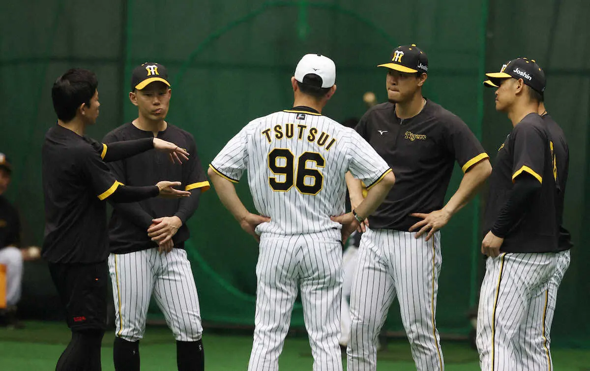 【画像・写真】阪神・佐藤輝、赤星教室で走塁開眼「参考になる部分がすごいありました」