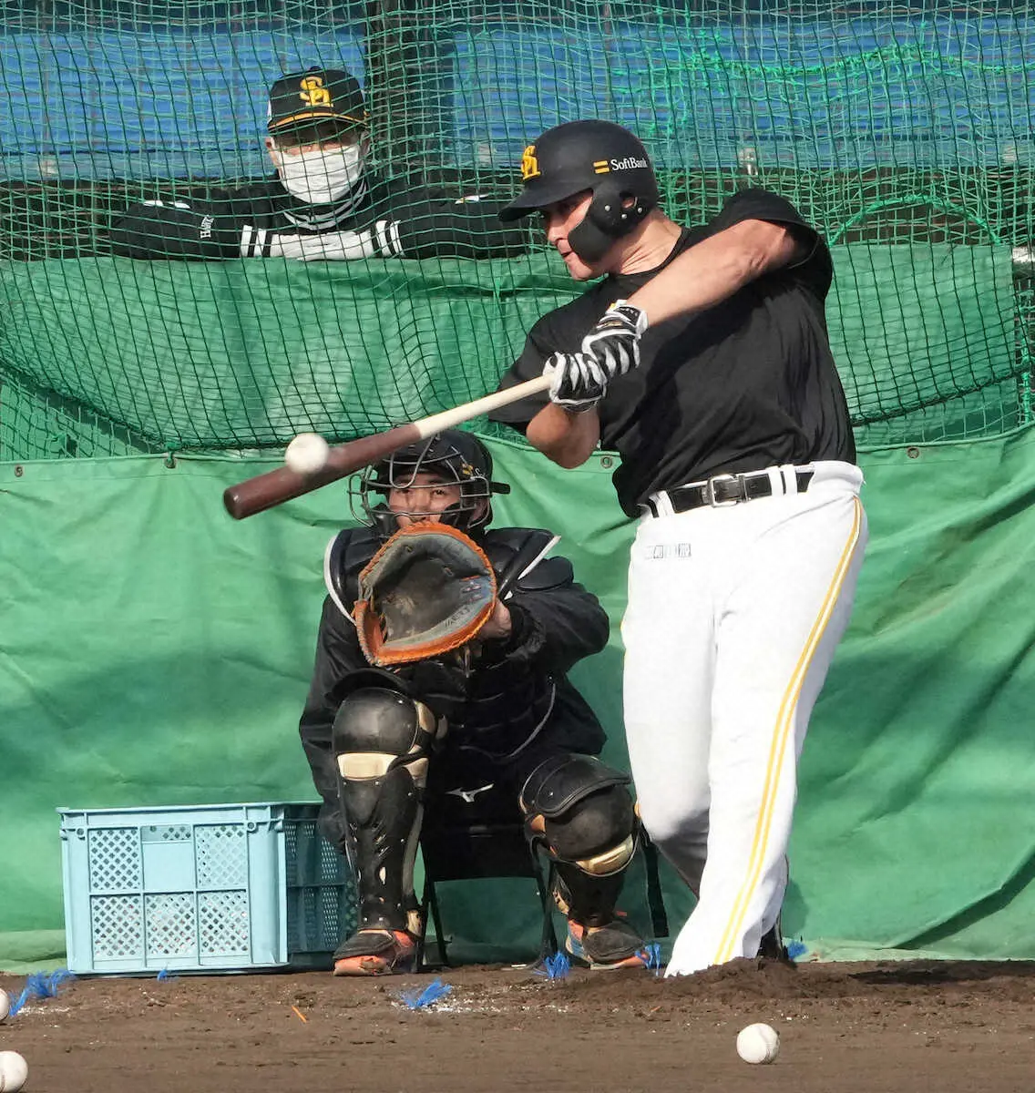 【画像・写真】ソフトバンクのリチャードがチーム打撃後に悔し泣き