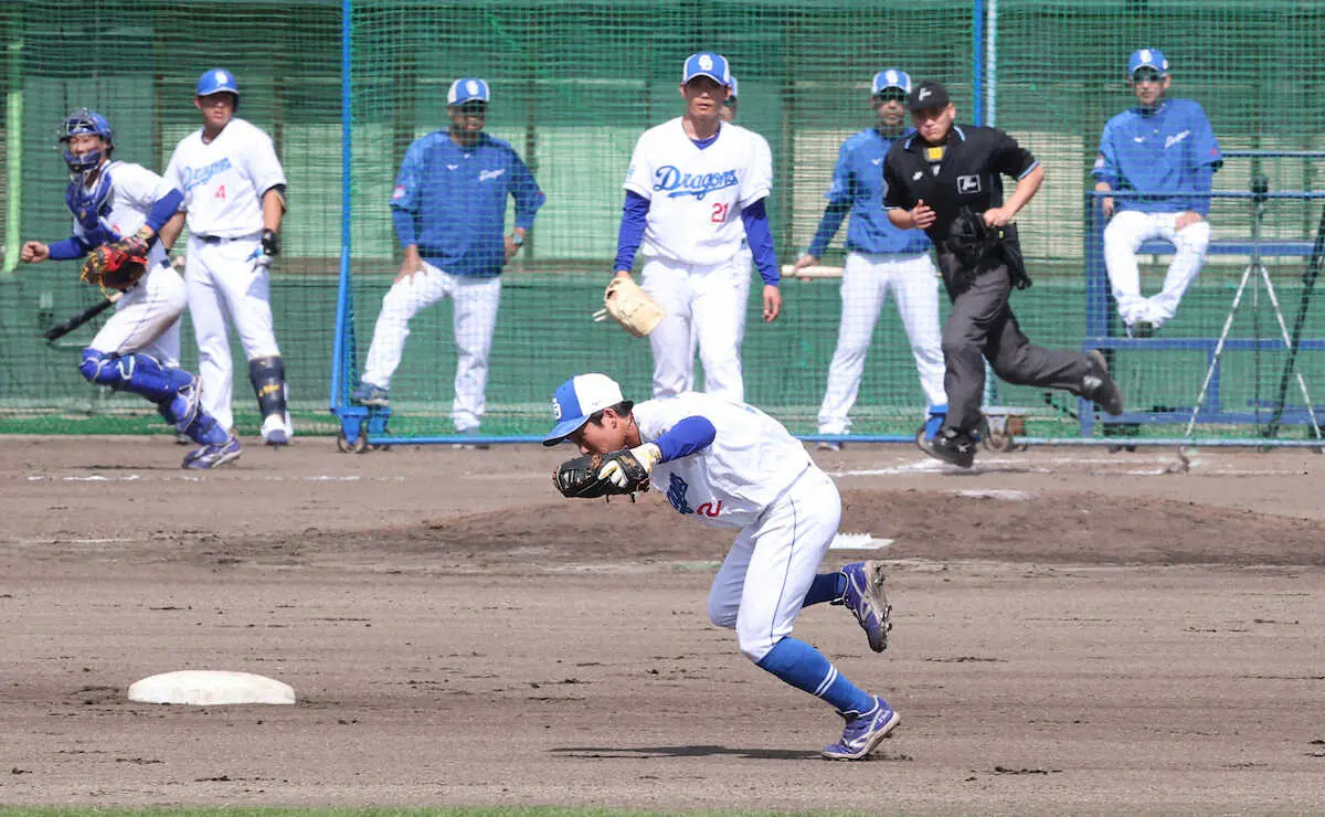 【画像・写真】中日・新人二遊間コンビ浮上　ドラ6田中が遊撃で軽快守備　ドラ2村松と共存「あるかも」