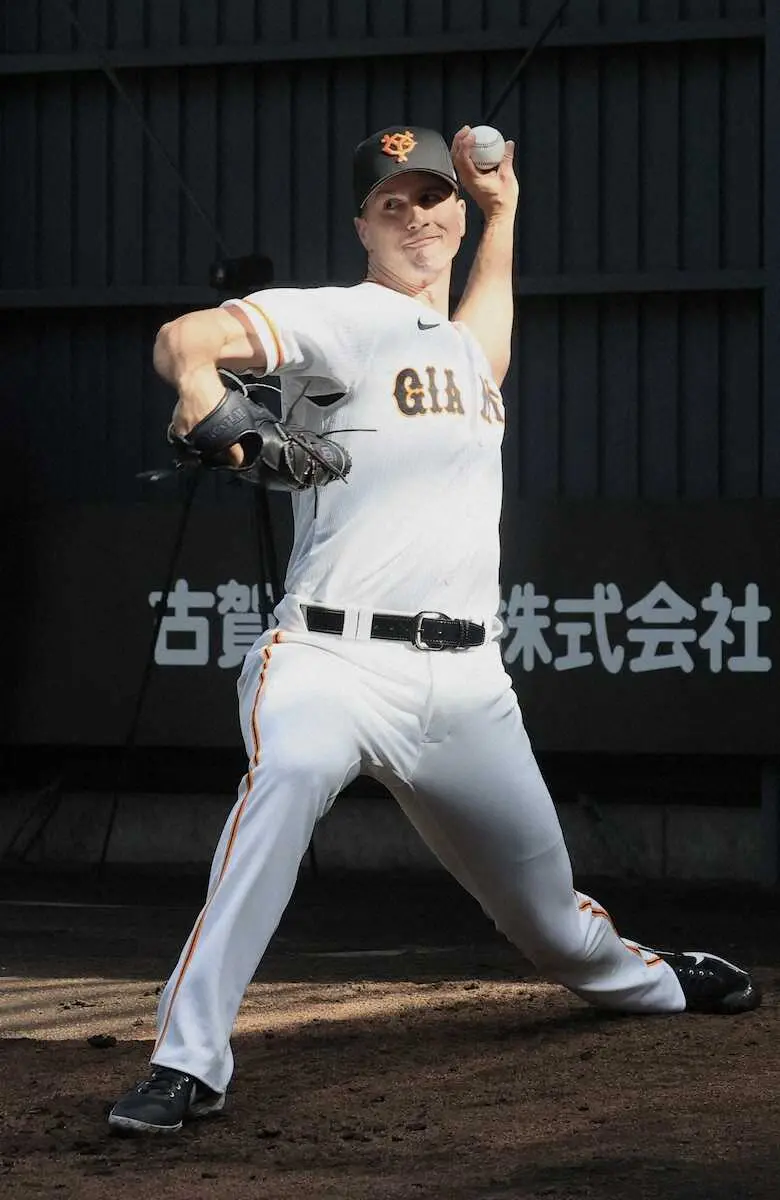 【画像・写真】【キャンプ隠しマイク】巨人・原監督　新外国人投手のグリフィンの投球見て「敵にしなくて良かったよ」