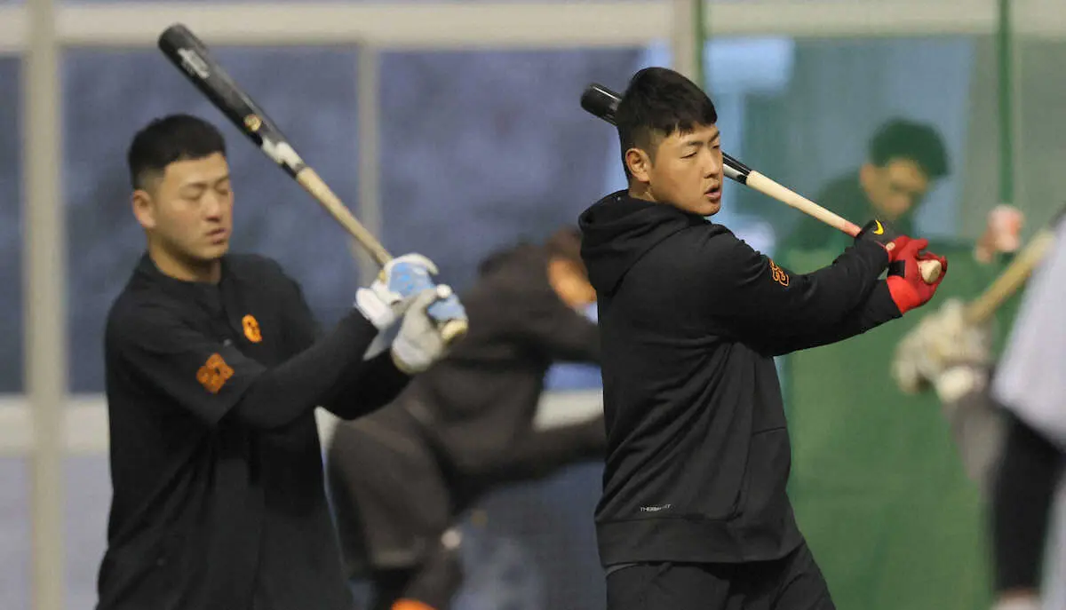 【画像・写真】巨人・岡本　フリー打撃で快音連発　57スイングで11発！WBCへ着々