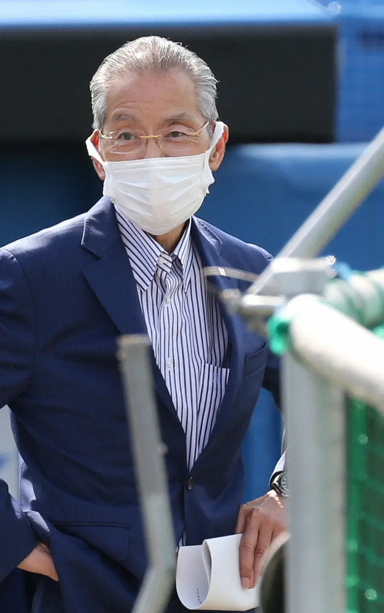 【画像・写真】ヤクルト　オーナーと社長交代　衣笠社長は会長に　