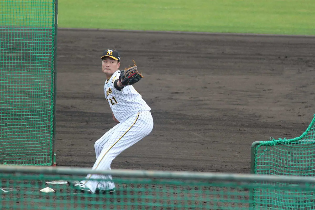 【画像・写真】復活期す阪神・秋山がフリー打撃登板　有望株の前川に45球　20日今春初実戦の予定