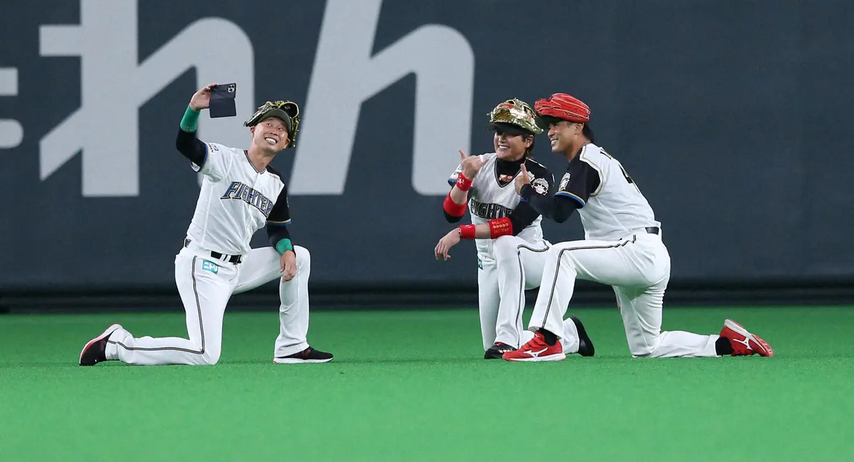 【画像・写真】日本ハム・森本稀哲コーチ　外野は松本剛以外はサバイバル「伝説の3人が出てくるように」