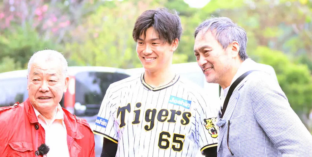 【画像・写真】阪神・湯浅　対面した渡辺謙に興奮　エール受け「しっかりWBCで結果を出せるようにしたい」