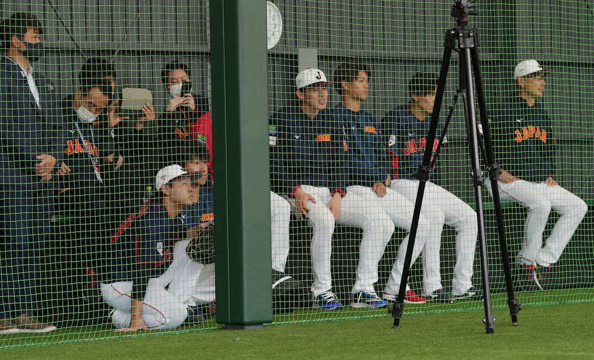 【画像・写真】【侍ジャパン】山本由伸　ダルビッシュのブルペンに「すごいしか言えない」と“すごい”を連発
