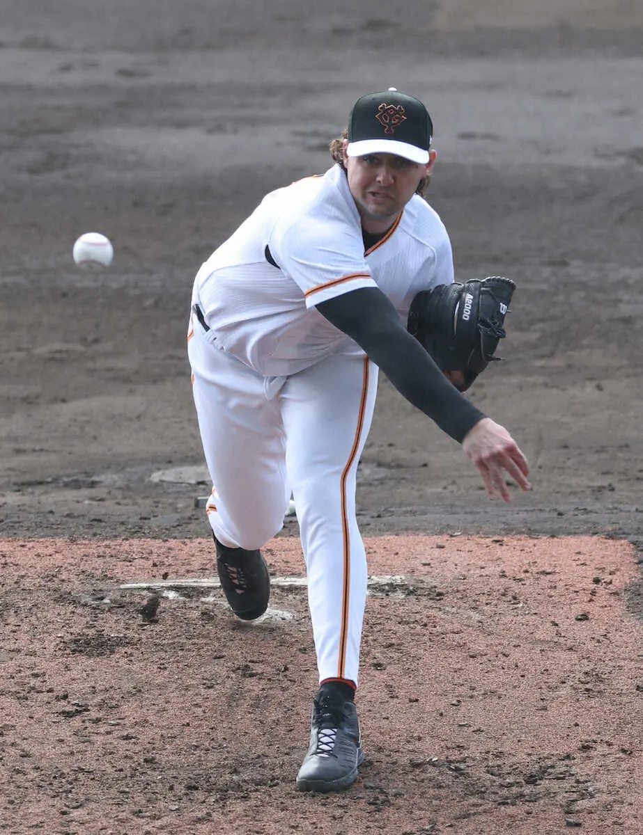 【画像・写真】巨人・グリフィン＆ビーディ　シートで好投　グリフィンは長野のバットへし折った