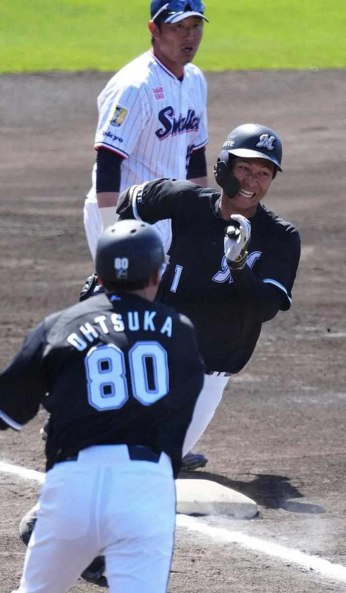 【画像・写真】ロッテ・藤原、先頭ランニング本塁打　「山口を一番意識」同期との定位置争い、打と足でアピール