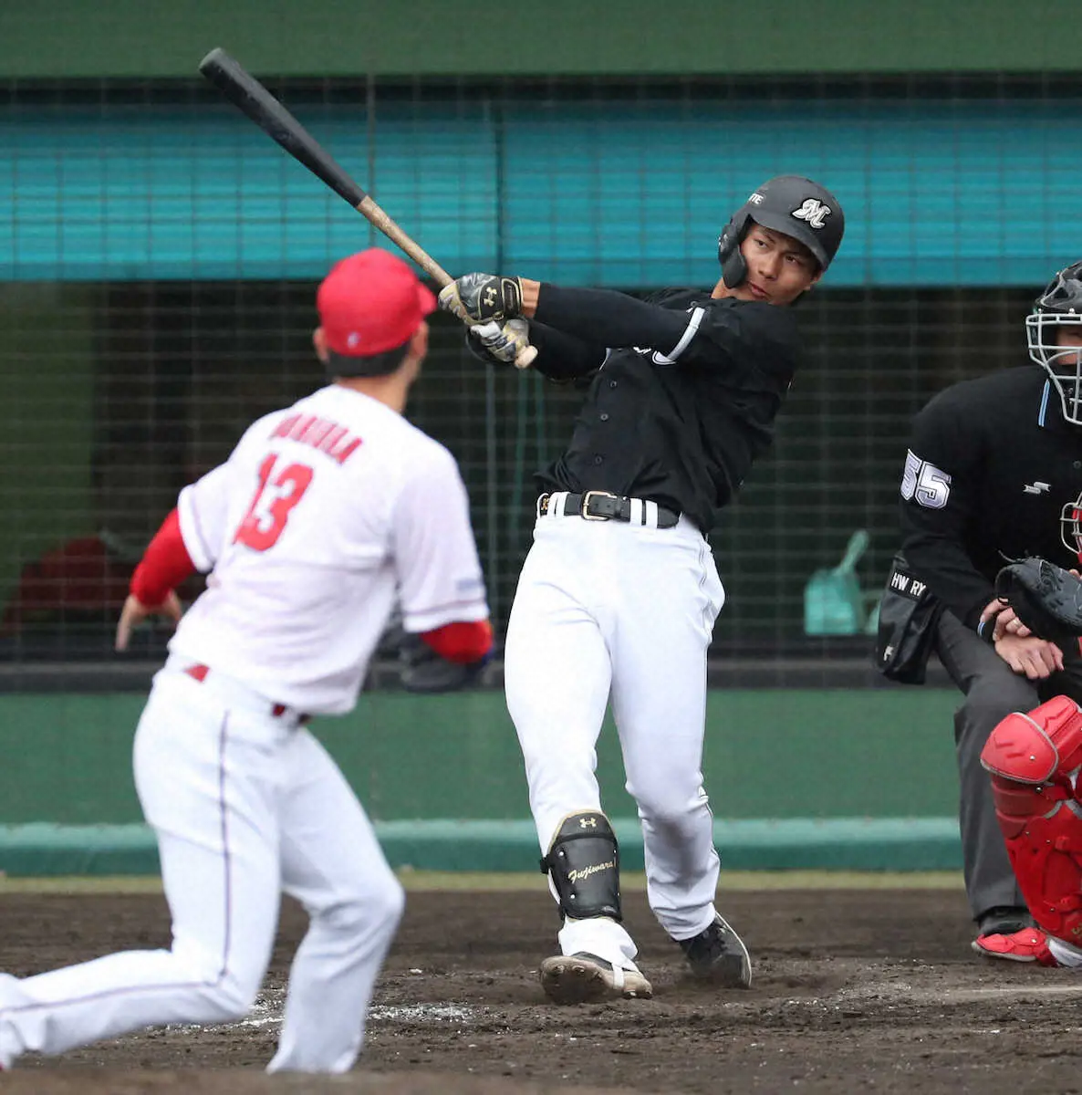 【画像・写真】ロッテ・藤原　正真正銘スタンドイン！　19日ランニング弾に続き2戦連発