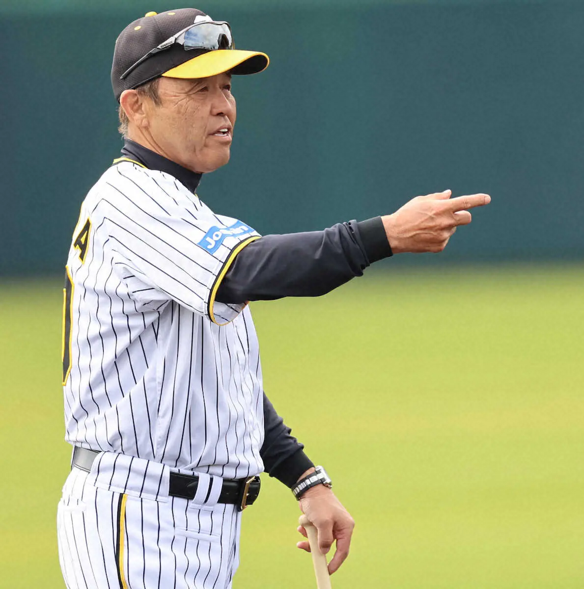 【画像・写真】阪神・岡田監督「3・9」から逆算モード　ローテ6人絞り込んで個々のシーズン初戦へ向けて調整