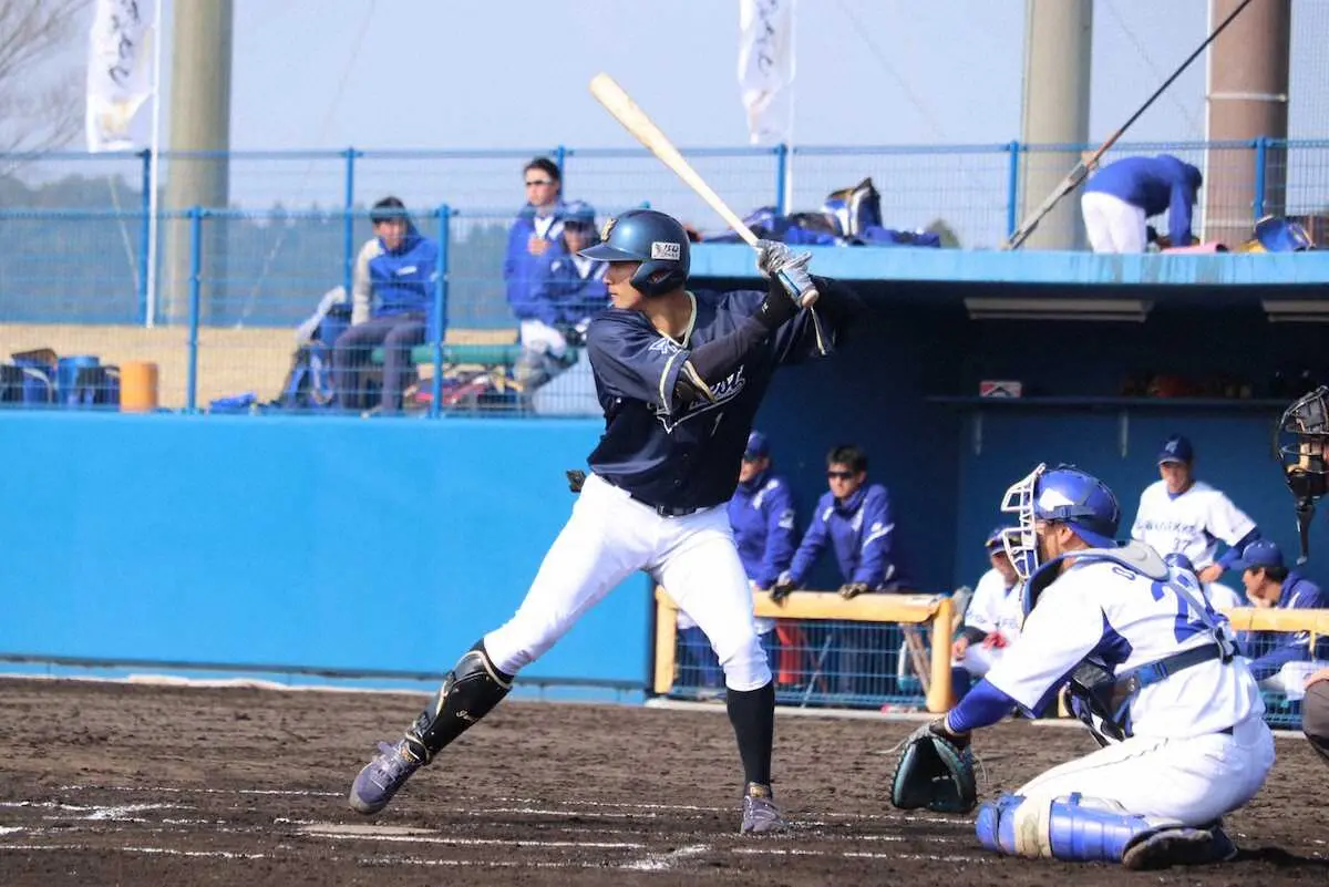 【画像・写真】NTT西日本・泉口友汰　躍進誓う入社2年目のテーマは「脱力」　25日は3安打で勝利に貢献