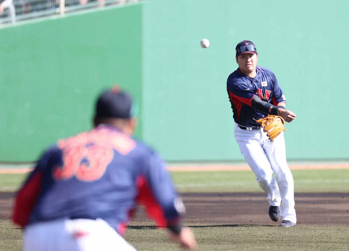 【画像・写真】侍・村上　2試合連続無安打も泰然　「試合に出て投手と対戦することができて満足している」