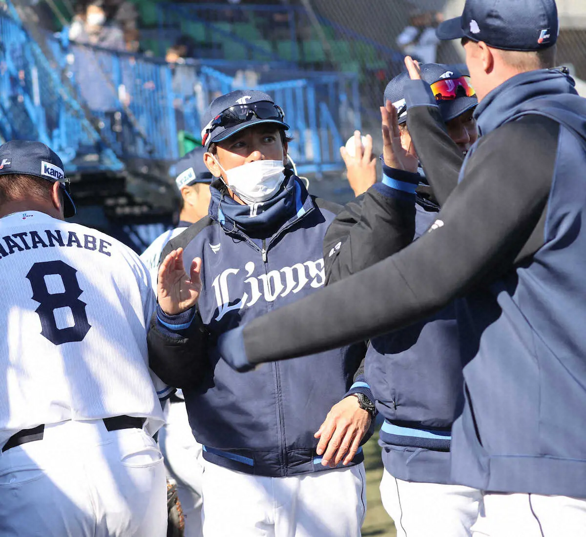 【画像・写真】西武・松井監督　対外試合2試合目で“初勝利”「勝つに越したことはない。うれしい」