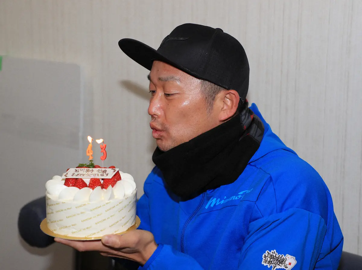 【画像・写真】ヤクルト石川雅規が無人島に連れていきたい後輩　意外な理由「裏でカツオって呼んでそう」