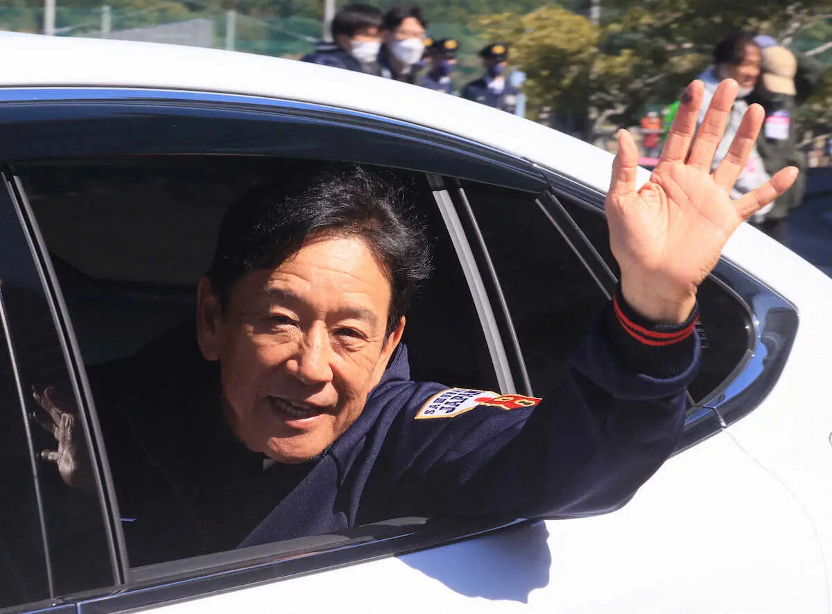 【画像・写真】侍・栗山監督が宮崎合宿総括「順調に選手たちが前に進んでくれた」