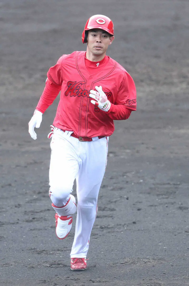 【画像・写真】広島・秋山　ひとり親家庭の親子を試合に招待「楽しい時間を過ごしてもらいたい」
