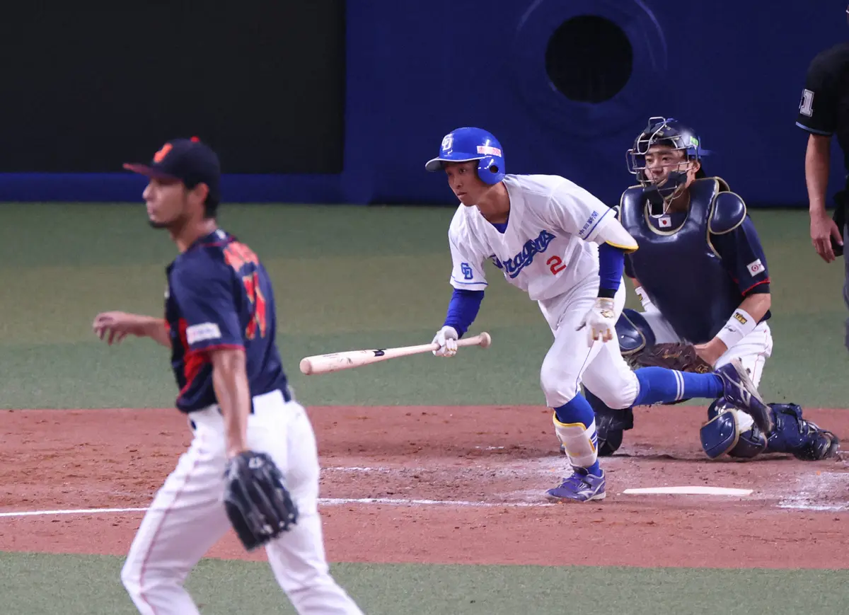 【画像・写真】ダルに続き今永も！中日のドラ6ルーキー・田中が“侍打ち”で正二塁手へアピール成功