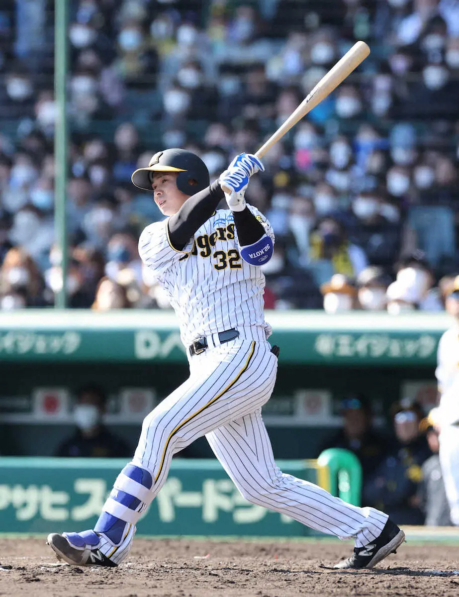 【画像・写真】阪神・井上　“驚速打球”23年甲子園１号　助っ人級パワーで開幕左翼グイッ　岡田監督「当然1軍戦力」