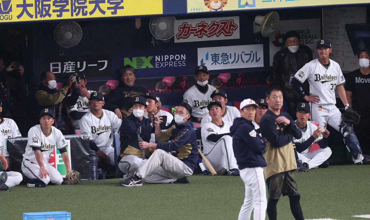 【画像・写真】衝撃2発から一夜明けても衝撃と拍手　侍・大谷140メートル弾2発！オリナインも“見学”ラオウ釘付け