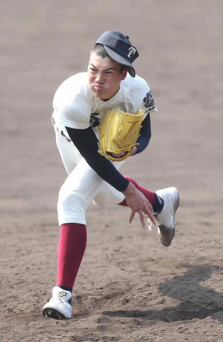 【画像・写真】大阪桐蔭・前田だけじゃない！　140キロ超　1年生2人が力投　西谷監督「力ついてきた」