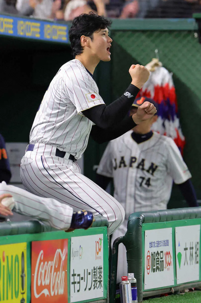 【画像・写真】侍2番手の戸郷　3者連続三振で原監督が「最高のデビュー」と称賛も…ソロ被弾