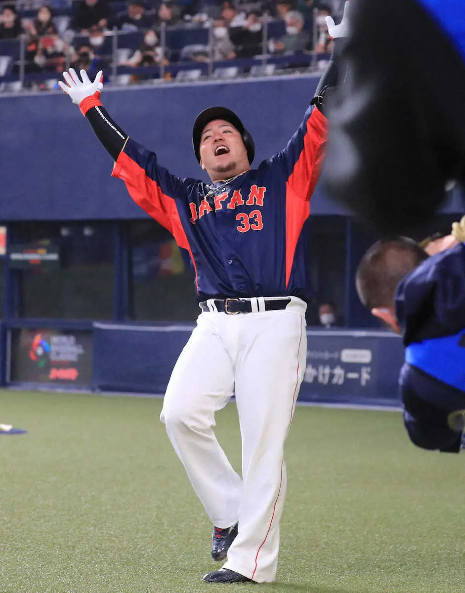【画像・写真】侍、2回に満塁の大チャンスも無得点　山川は初スタメンの期待応えた！第1打席で中前打
