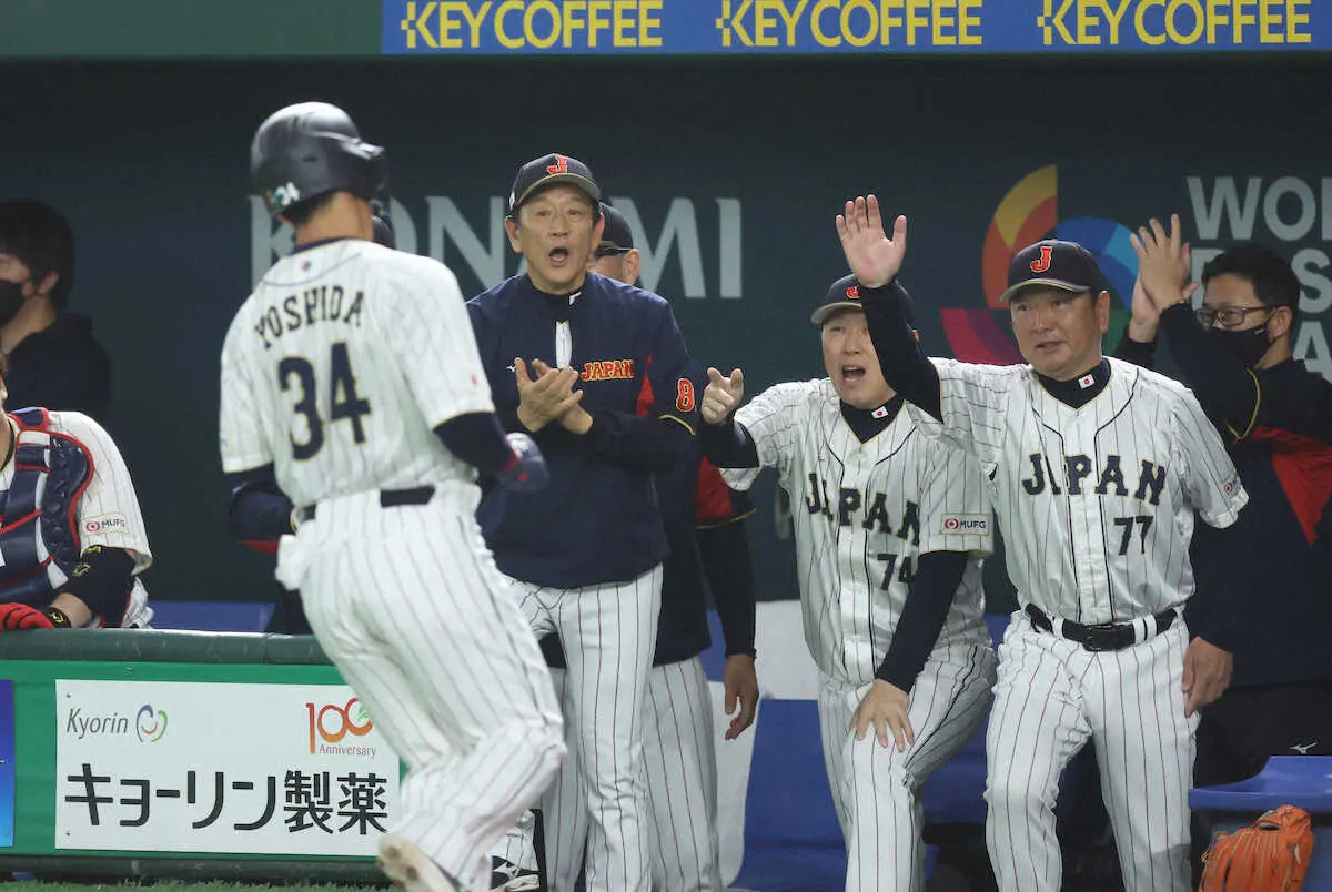 【画像・写真】吉井コーチ「朗希は緊張してちょっと力んでいたが、自分のピッチングができていた」