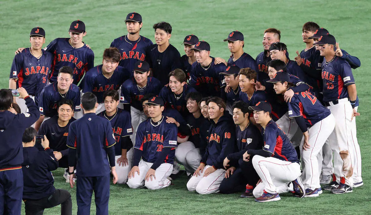 【画像・写真】【侍ジャパン】山本由伸「栗林さんの分まで頑張ります」離脱右腕、まさかの“忘れ物”も