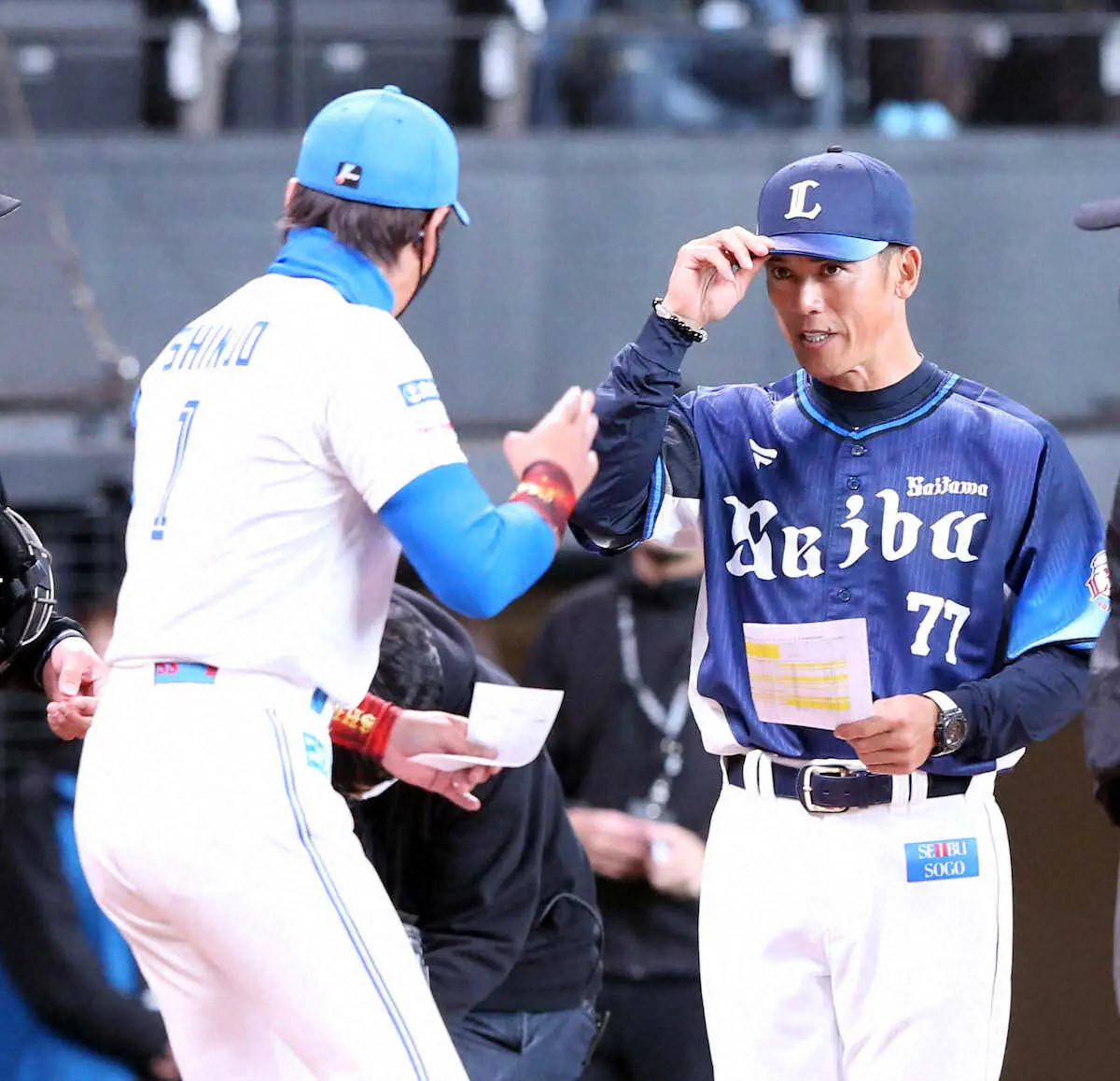 【画像・写真】西武・松井監督エスコンフィールド初白星「メジャーって感じで素晴らしい球場」