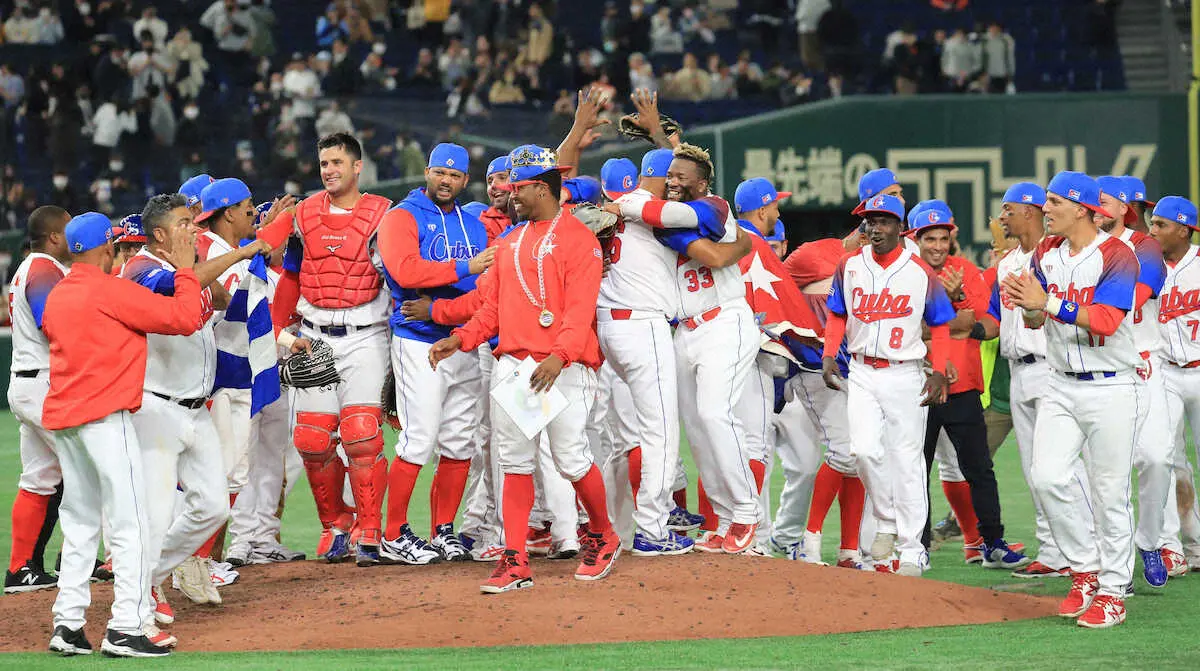 【画像・写真】キューバ　モイネロ→ライデル“豪華リレー”がネットで話題「7回で試合終了」「あれは打てないって」