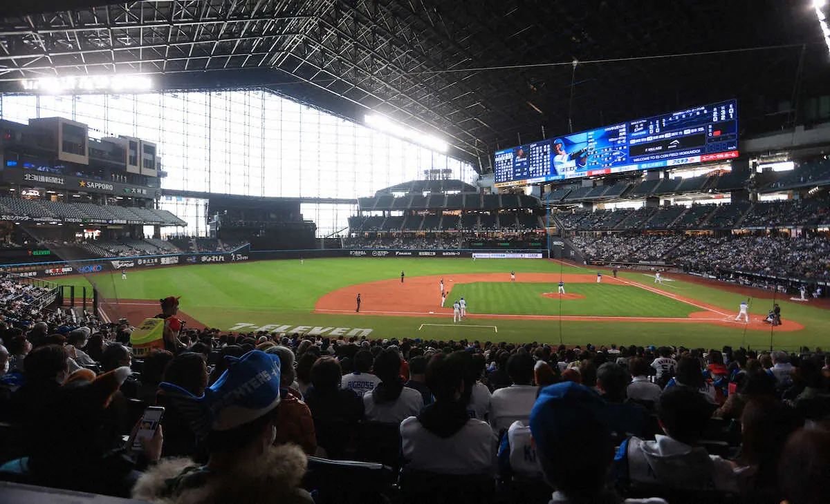 【画像・写真】日本ハム・矢沢が新球場で“シン・二刀流デビュー”代打→右翼守備→救援「楽しかった」