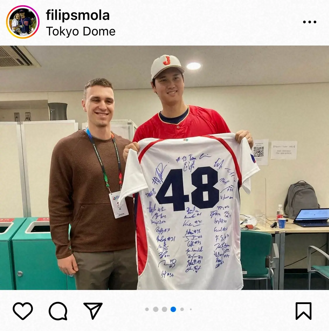 【画像・写真】大谷翔平と同じ背番号「16」のチェコ三塁手・スモラ「日本が全勝するように応援」2ショット写真投稿